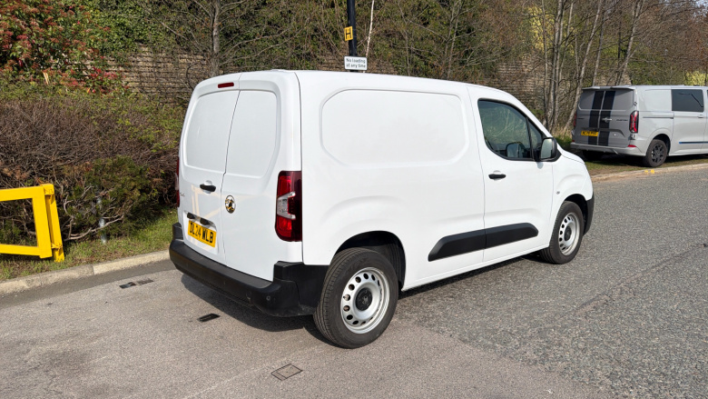 Vauxhall Combo Cargo Combo Diesel 1.5 Turbo D 100ps Prime H1 Van